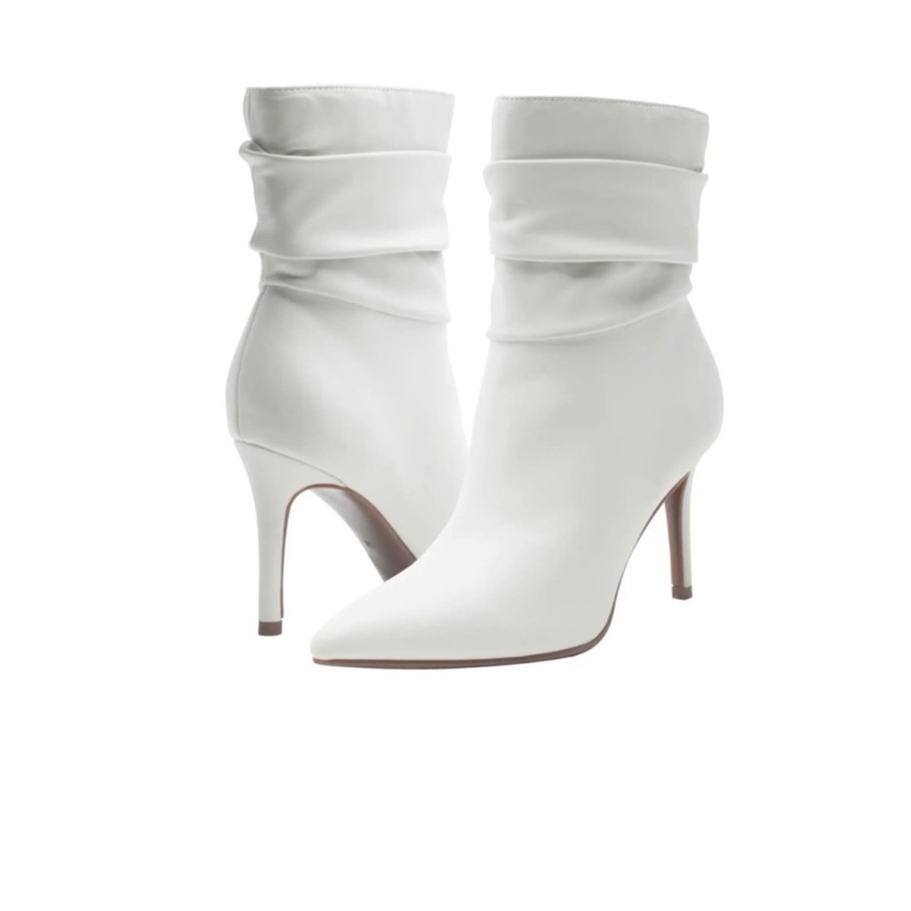 Marc Fisher Raya Booties Size 10